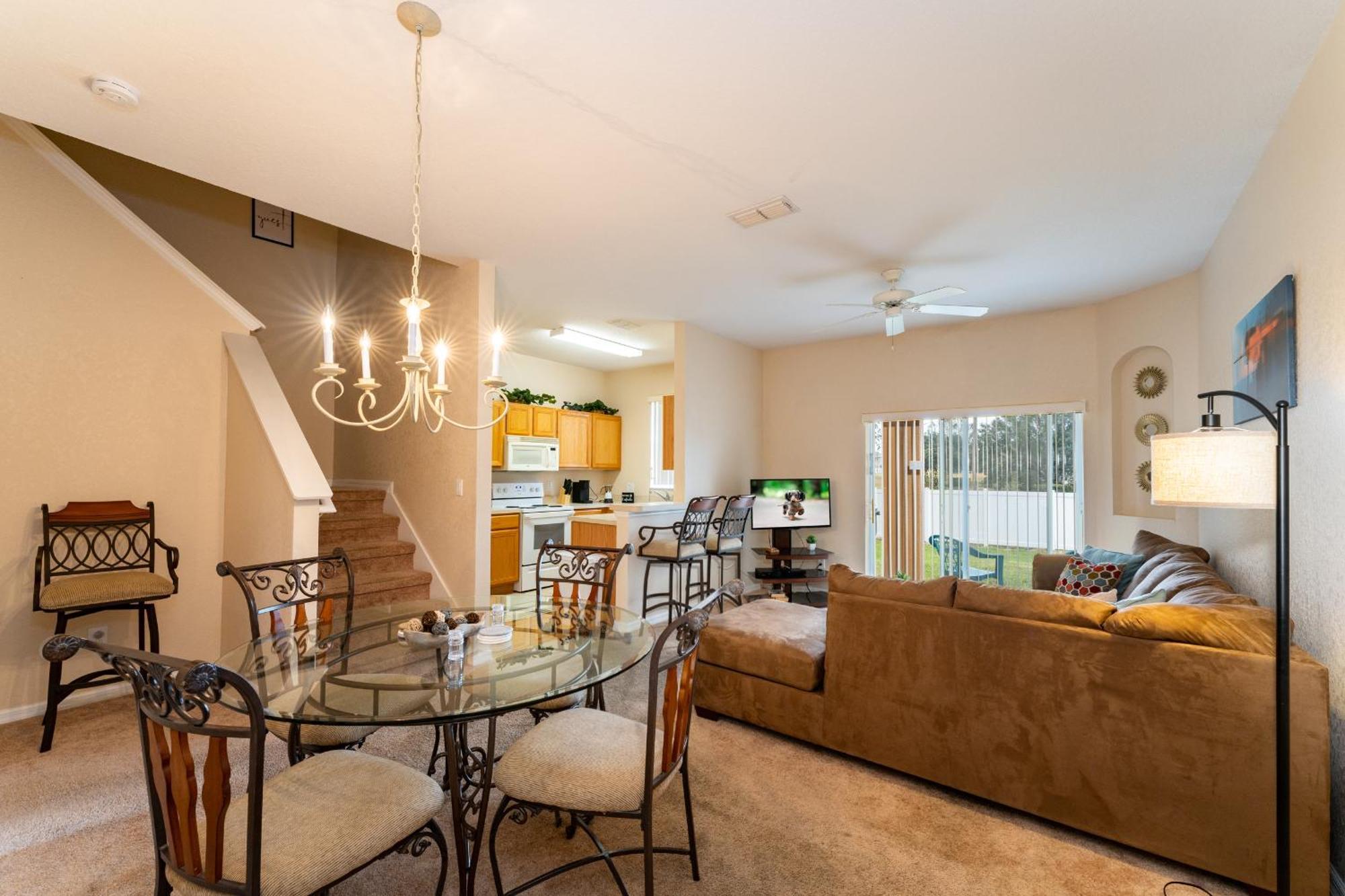 Holiday home Budget Friendly Regal Palms With Extensive Amenities *