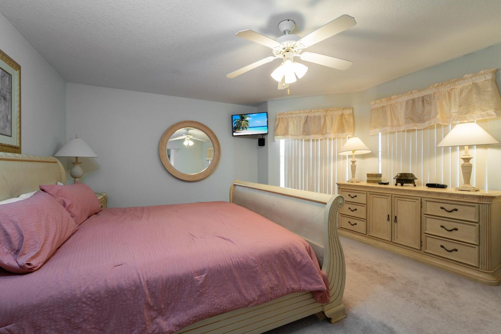 Budget Friendly Pool In Quiet Gated Community * Davenport