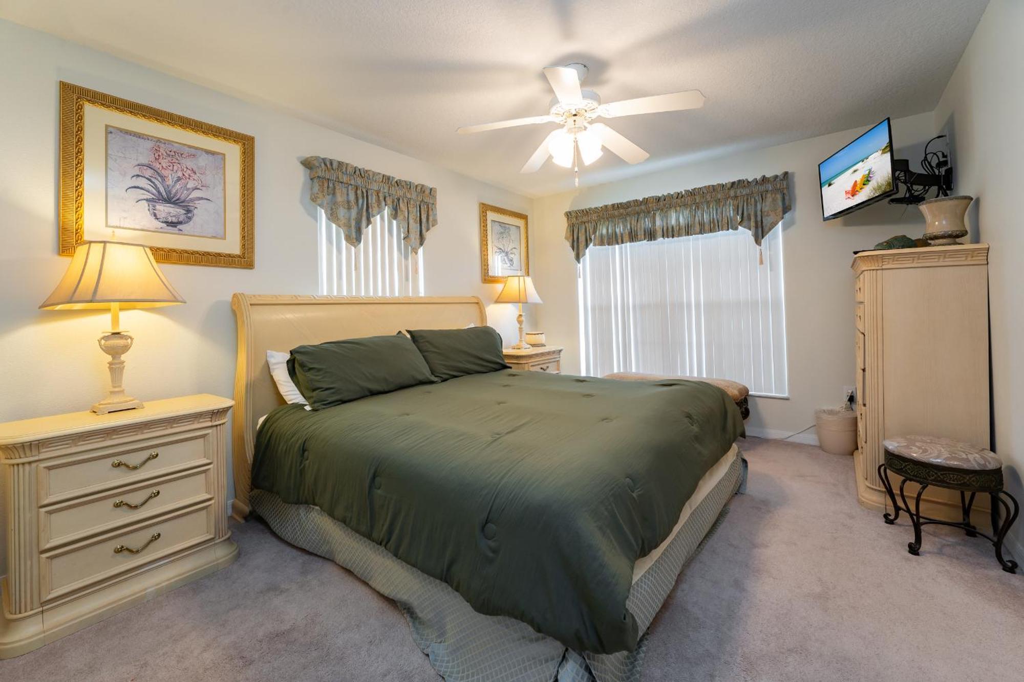 Budget Friendly Pool In Quiet Gated Community * Davenport
