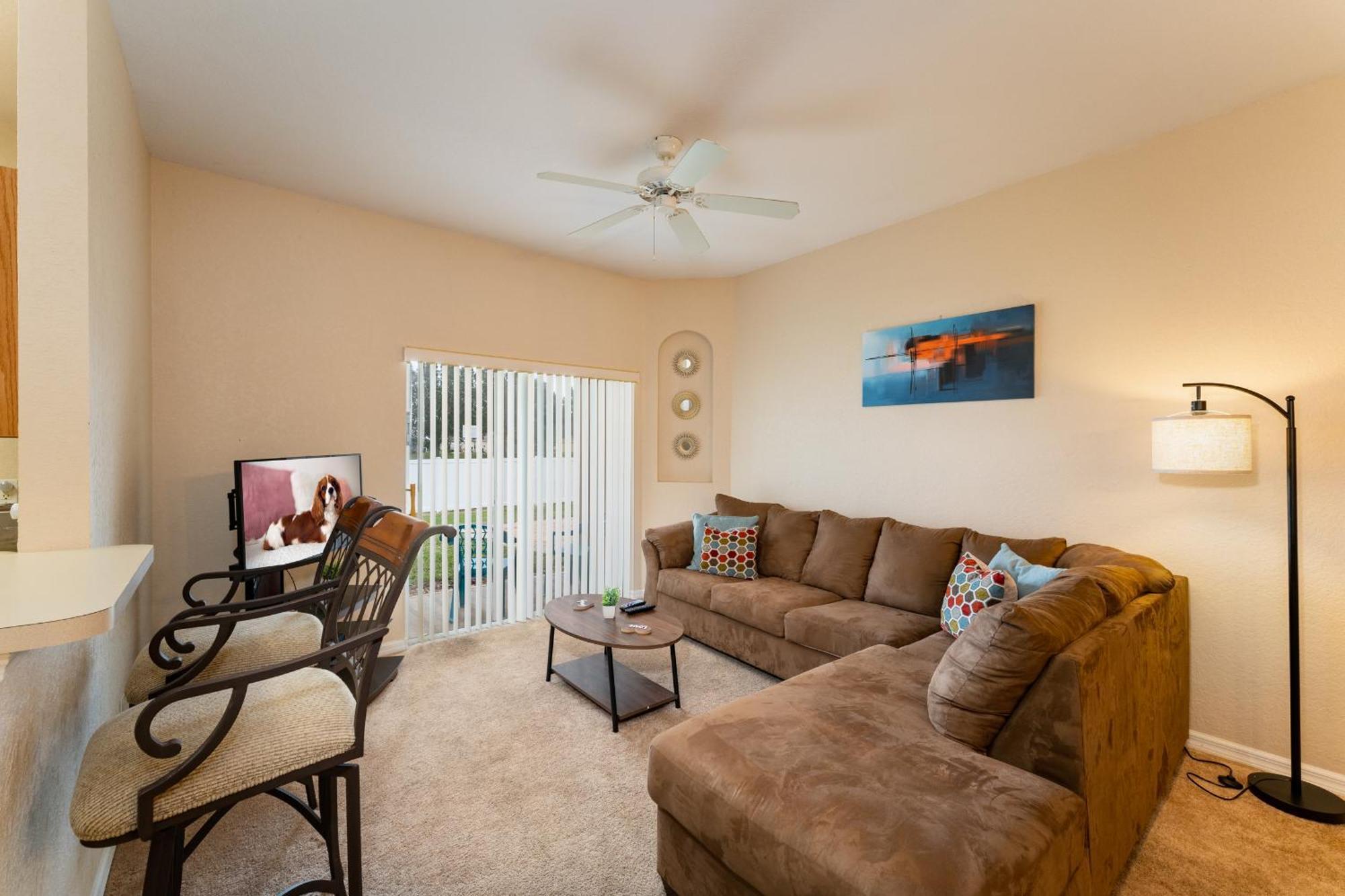 Holiday home Budget Friendly Regal Palms With Extensive Amenities