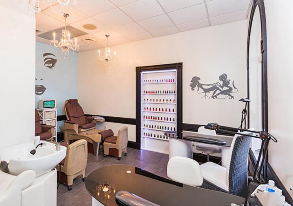 Budget Friendly Regal Palms With Extensive Amenities Holiday home