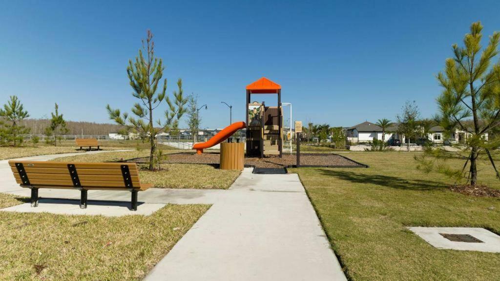 New At Storey Lake4 Bedrooms 3 Bathrooms