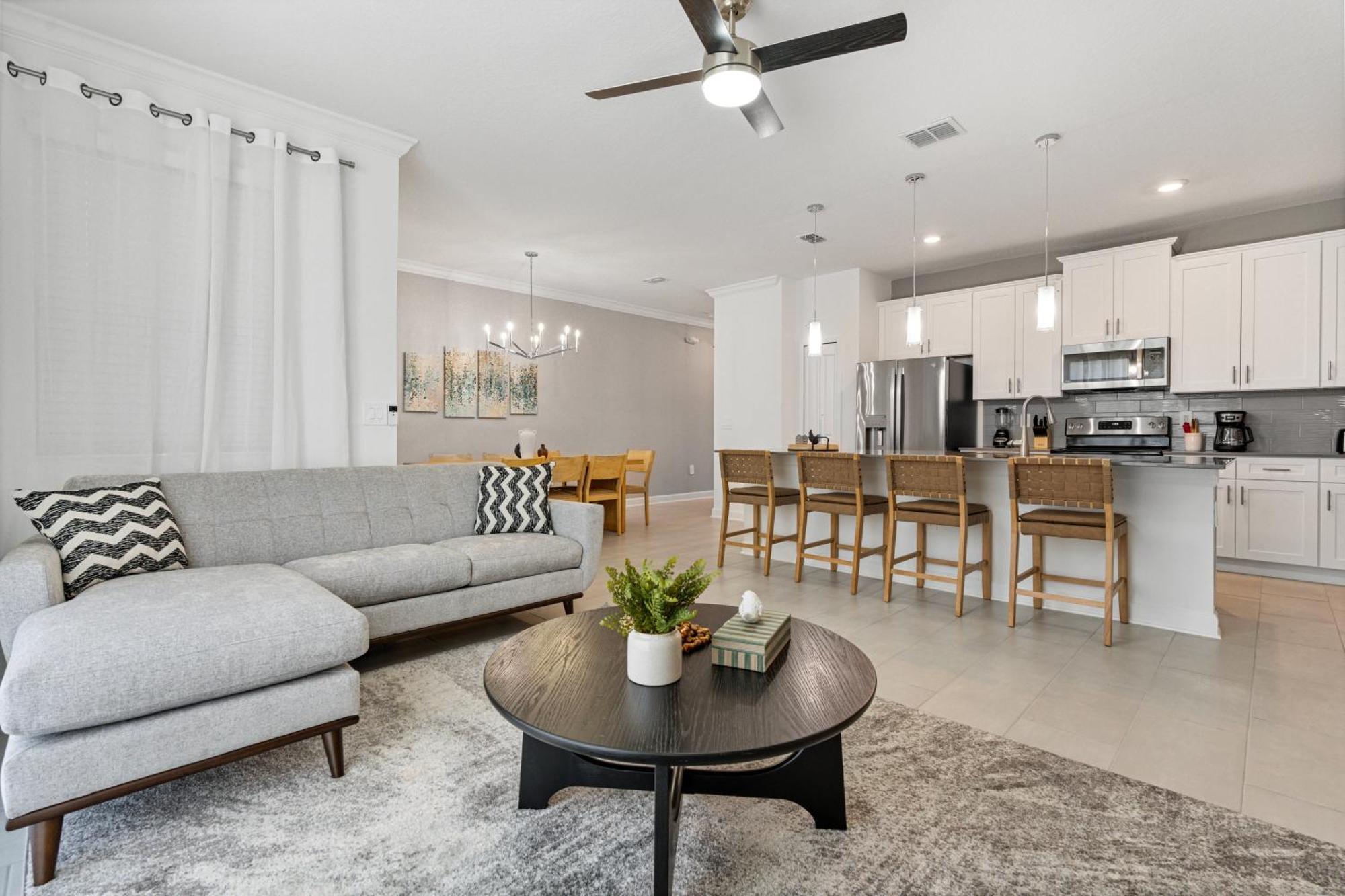New At Storey Lake4 Bedrooms 3 Bathrooms *