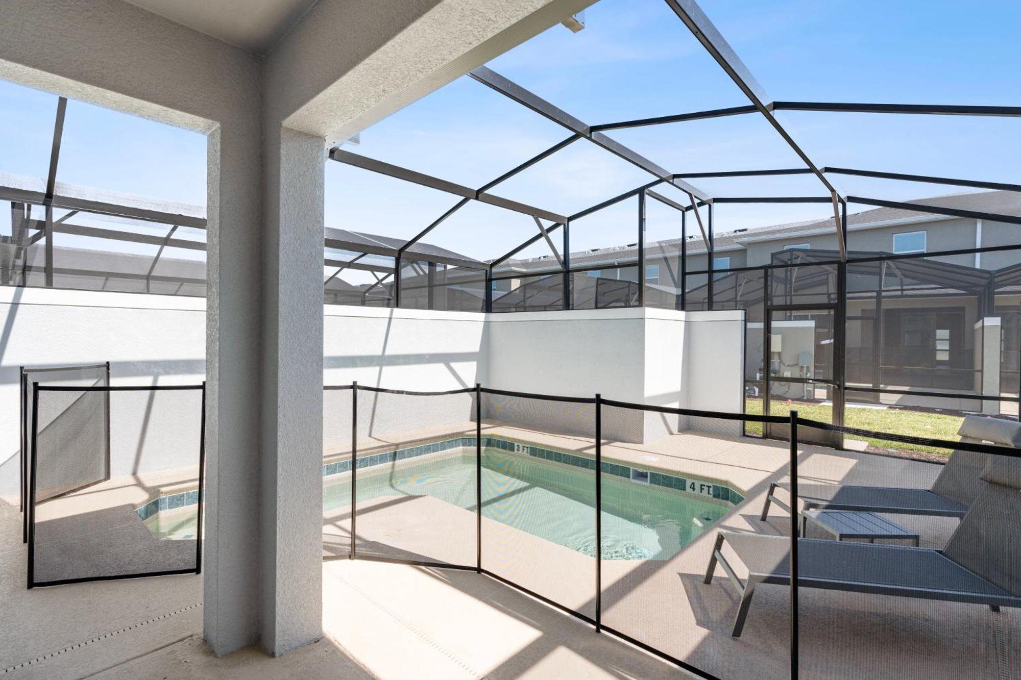New At Storey Lake4 Bedrooms 3 Bathrooms