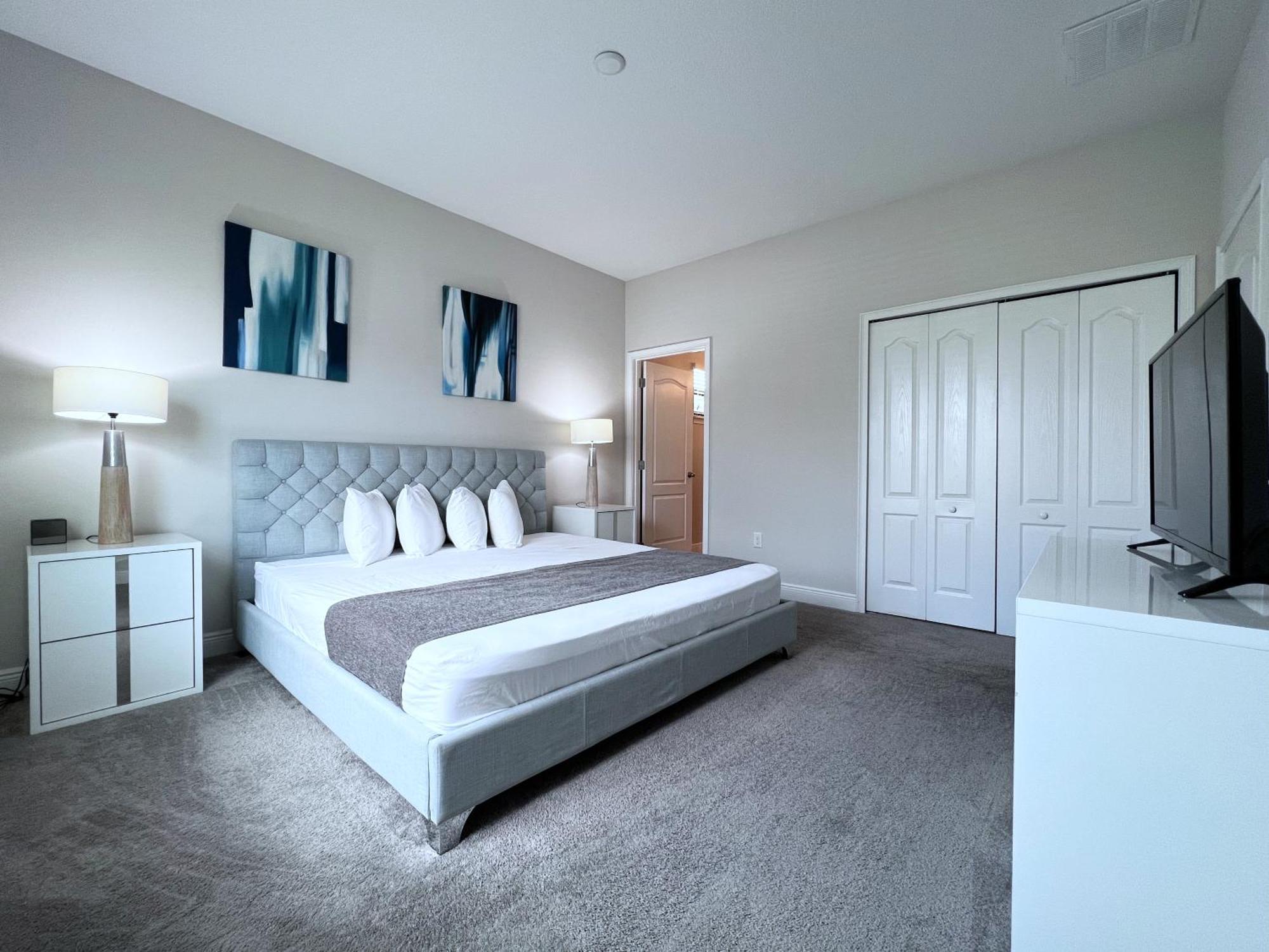 140aa - Balmoral Holiday home