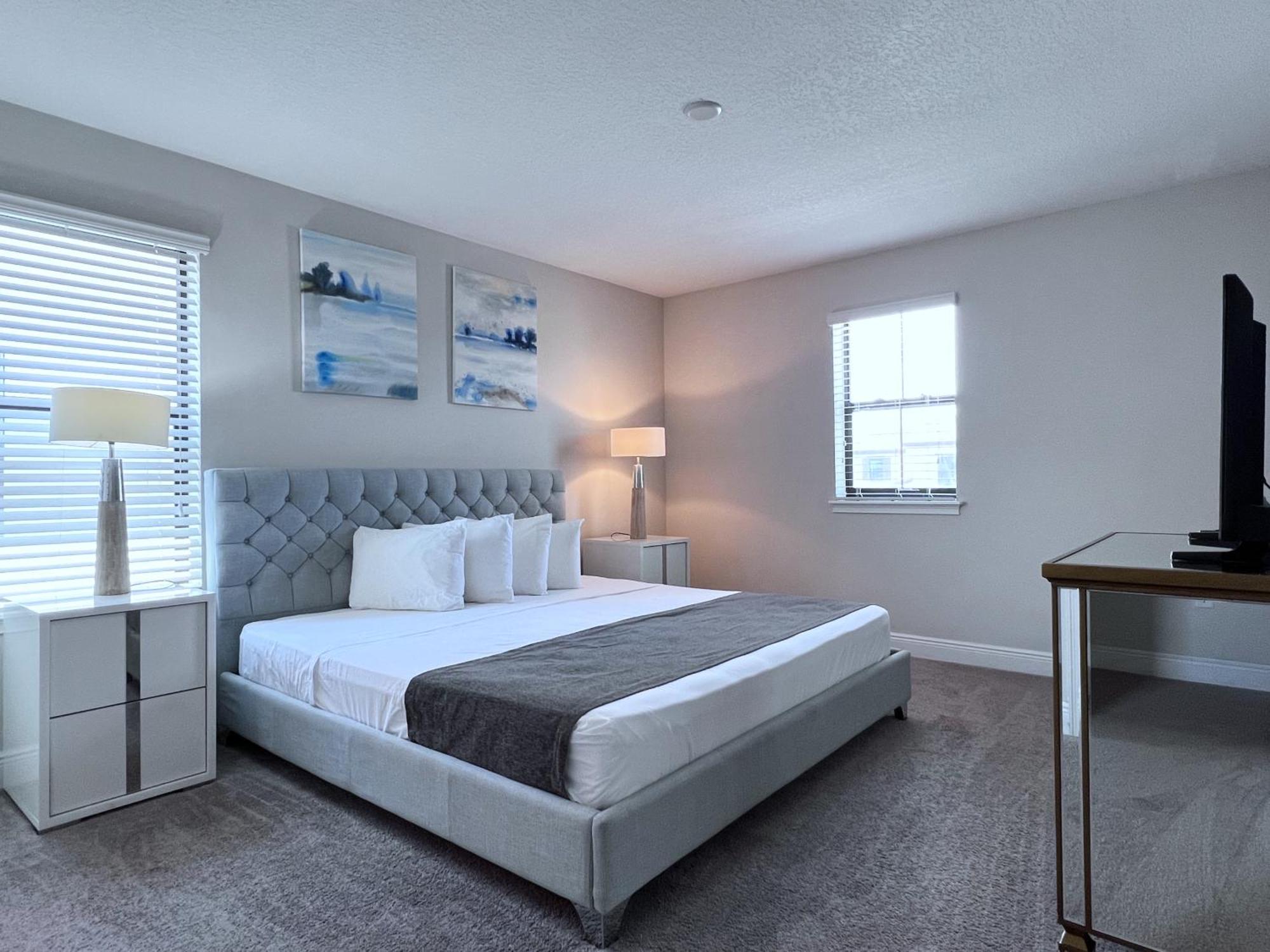 140aa - Balmoral Holiday home *