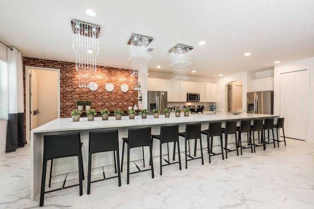 Unique Masterpiece15 Sleeps 30 Son101 * Kissimmee