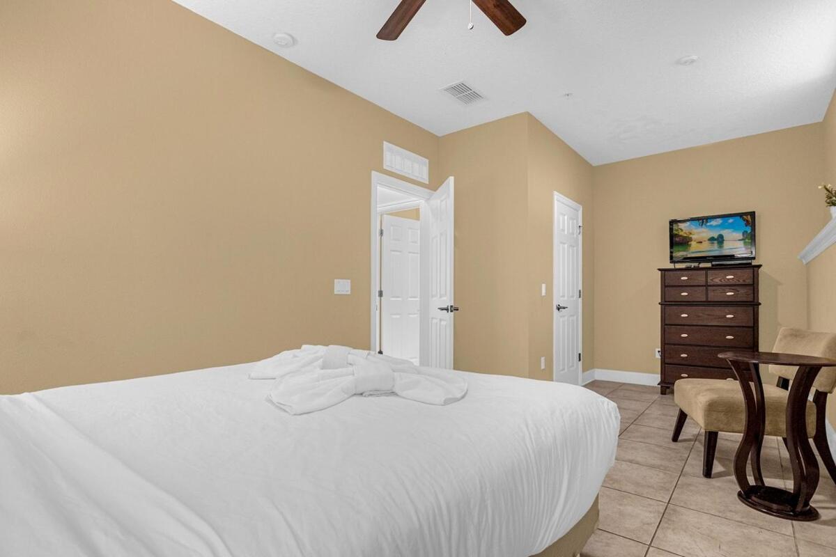 Spring Break In Fl! Relax In A Townhome By Disney! Holiday home Orlando