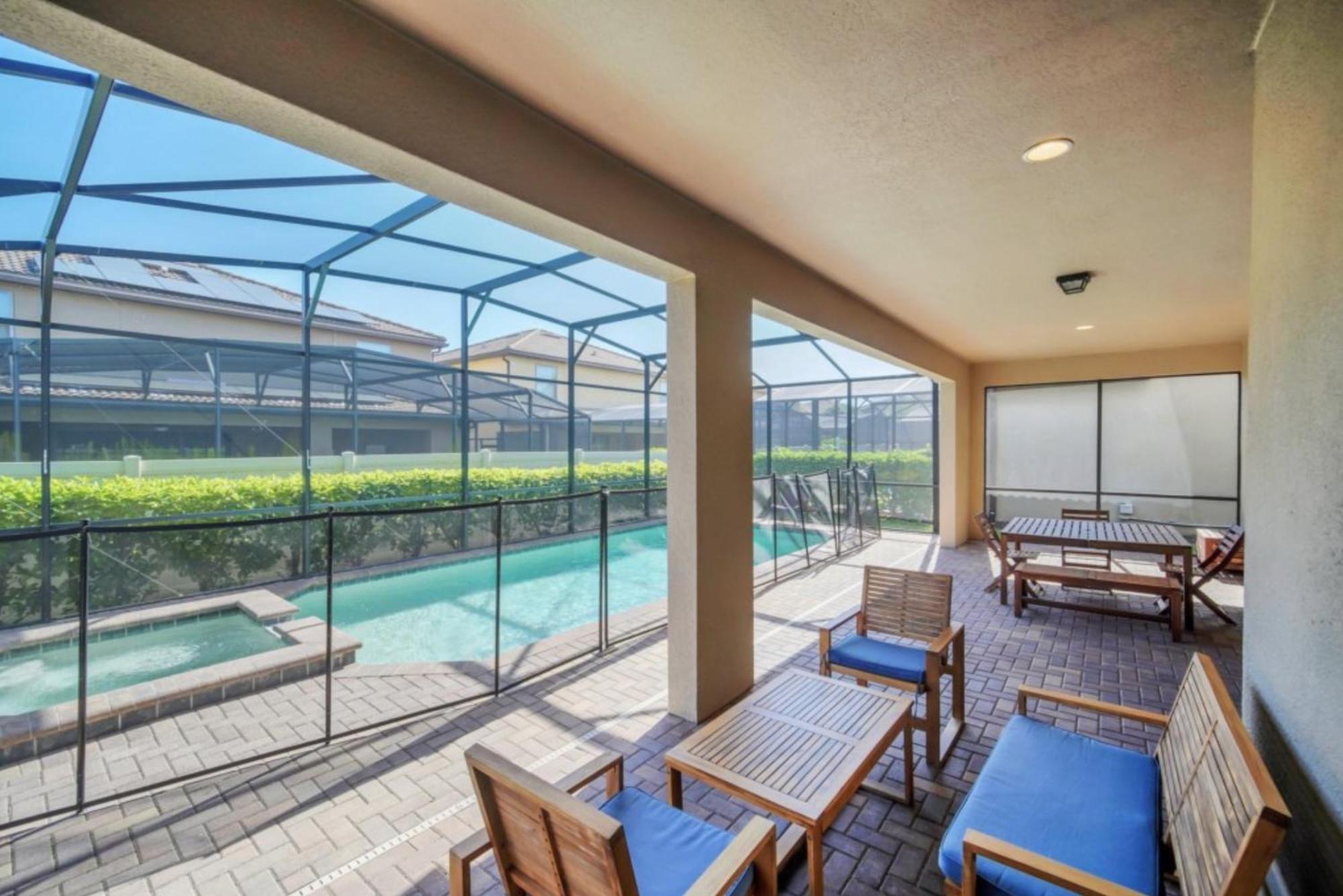 Holiday home Windsor At Westside Marvelous Homes 8 Miles From