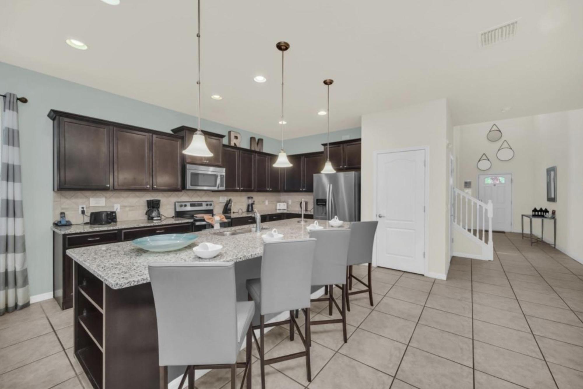 Windsor At Westside Marvelous Homes 8 Miles From Holiday home