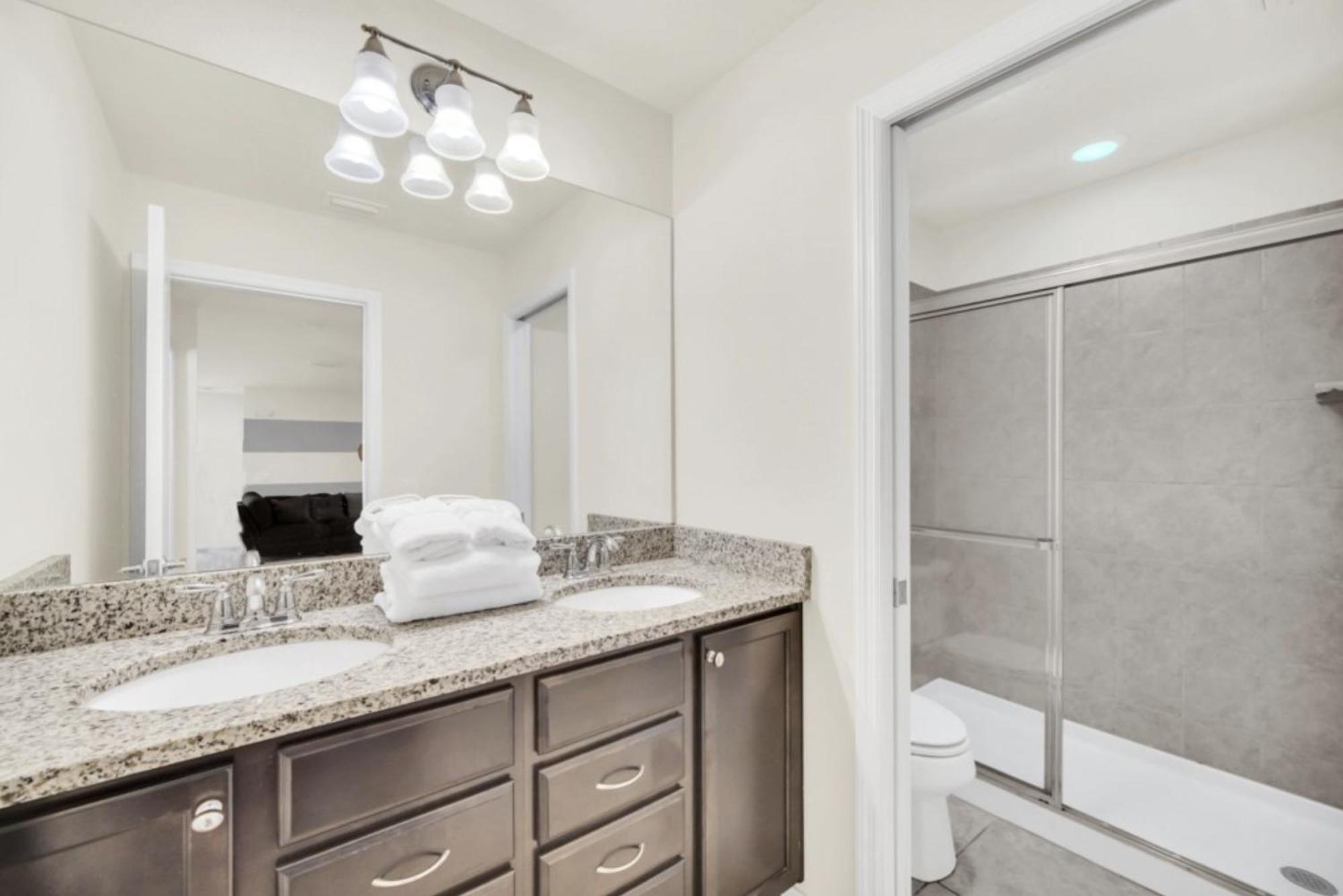 Windsor At Westside Marvelous Homes 8 Miles From *