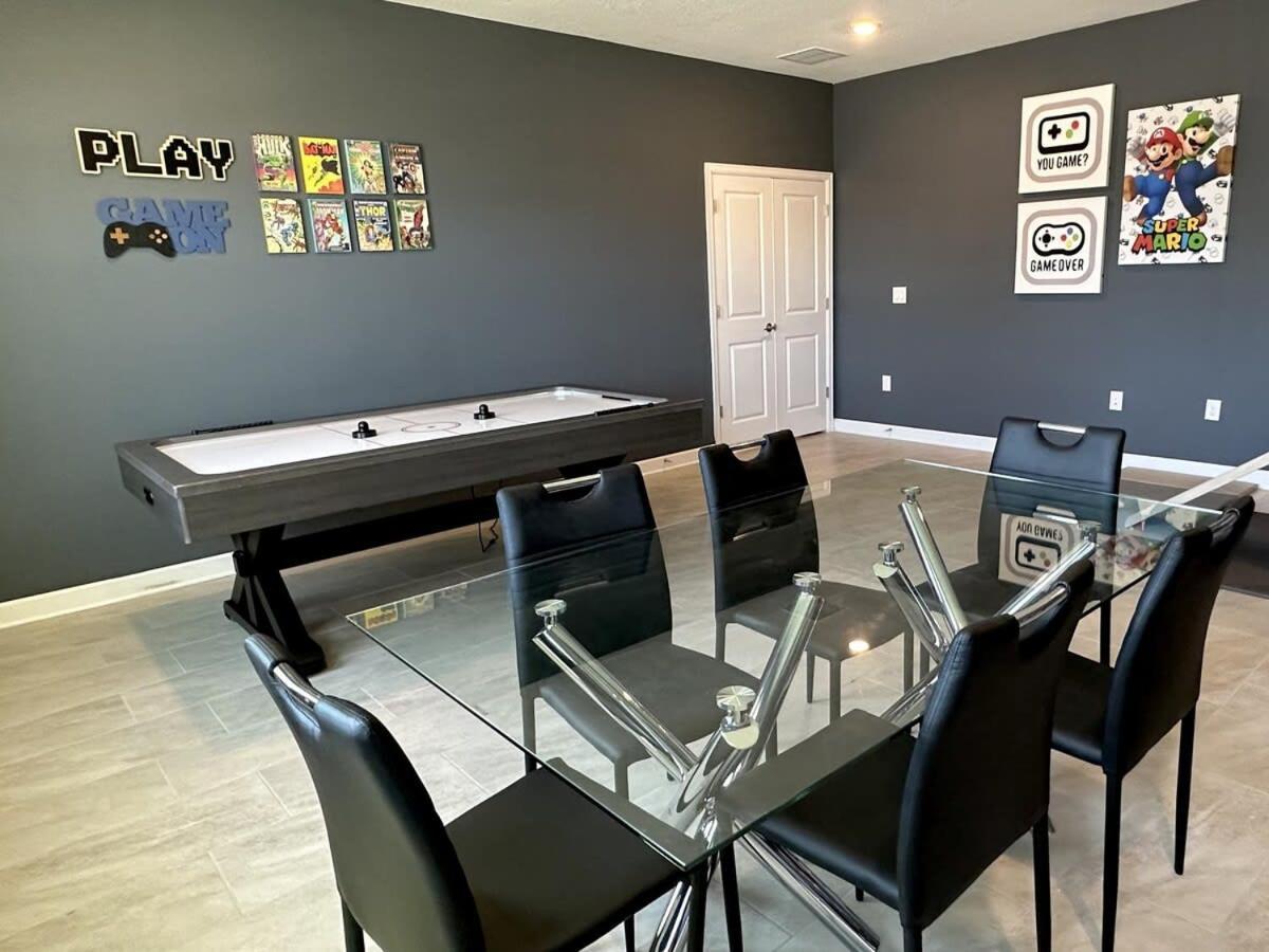 Holiday home Amazing 6br W Pvt Pool Game Near *