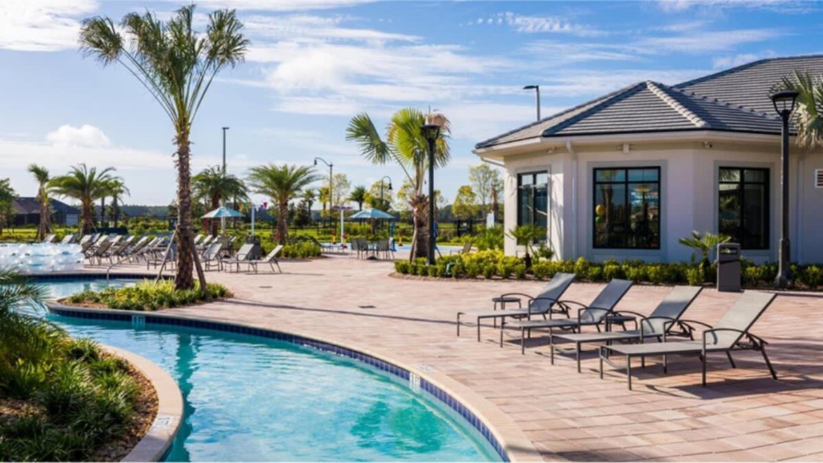 Amazing 6br W Pvt Pool Game Near *