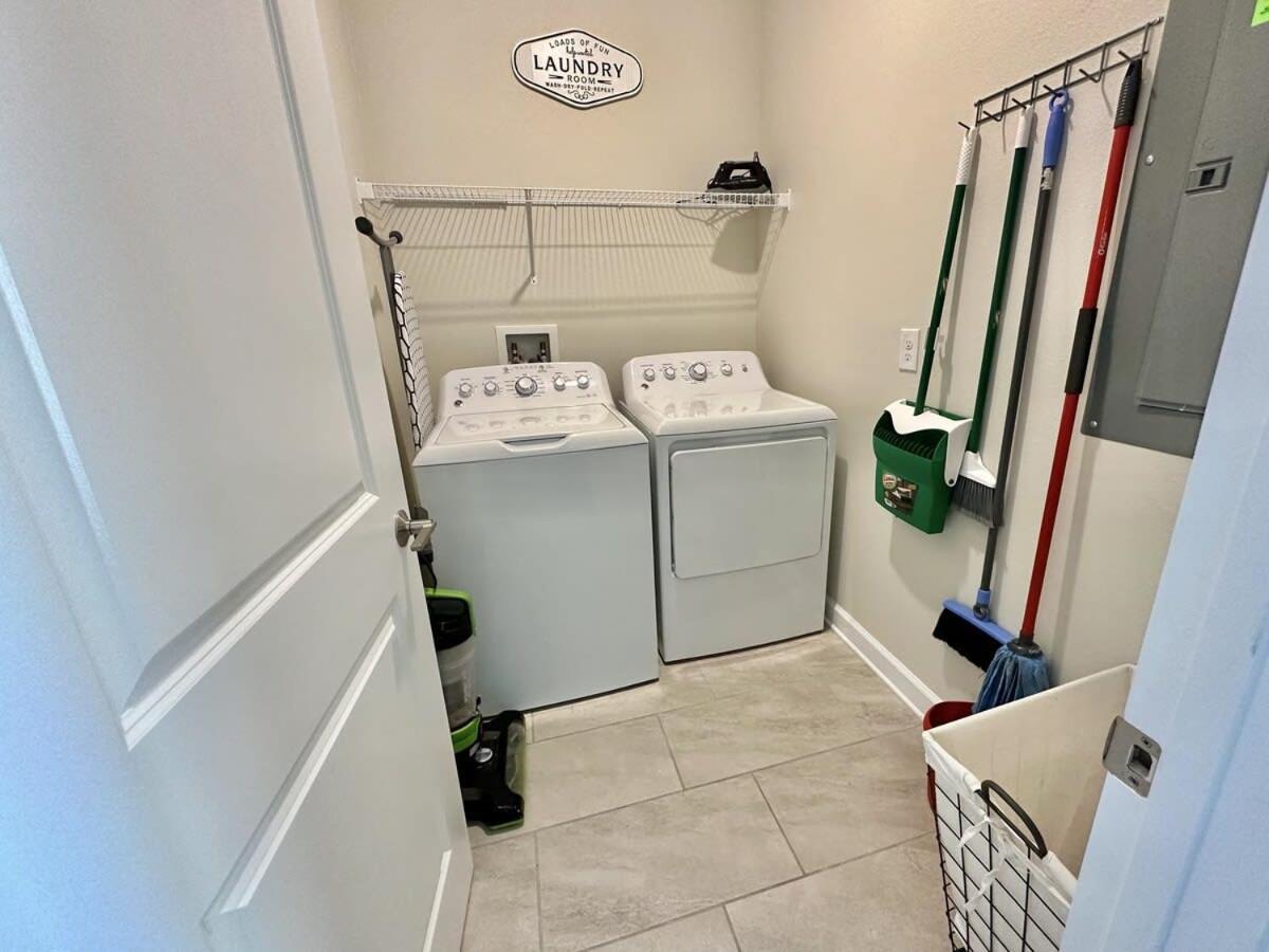 Holiday home Amazing 6br W Pvt Pool Game Near