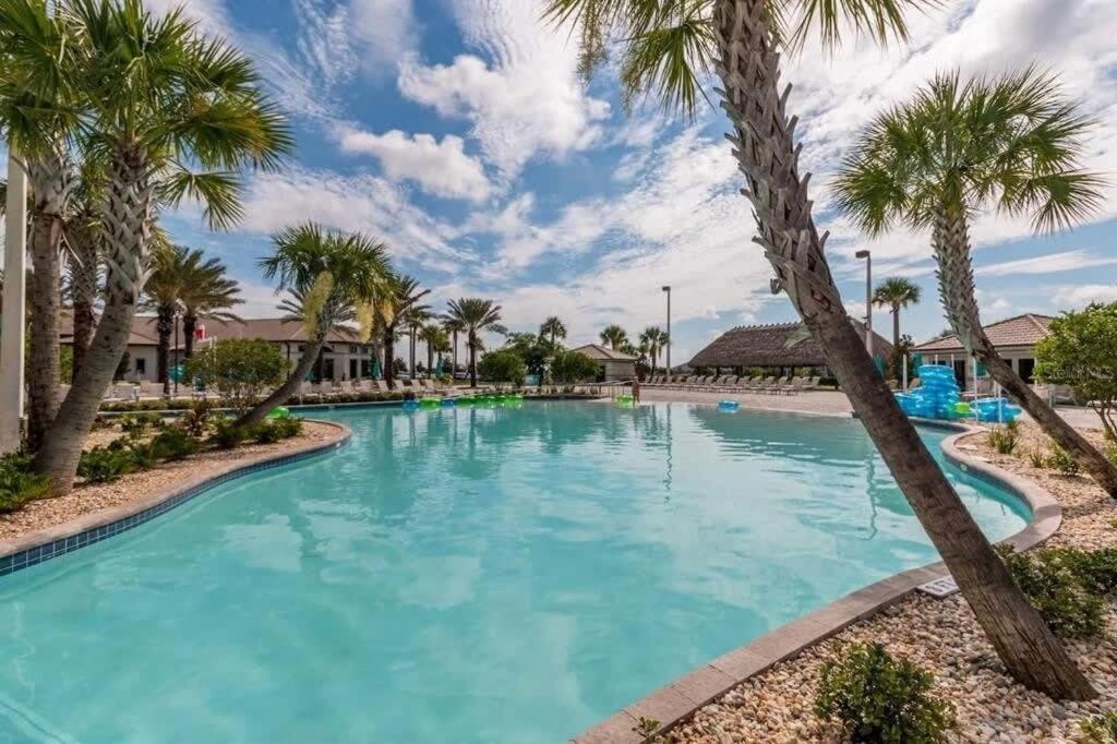Luxury 9 Bed Jungle Bedroom W Slide Gameroom Davenport