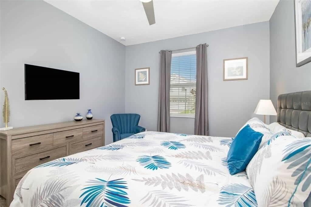 Holiday home Luxury 9 Bed Jungle Bedroom W Slide Gameroom *