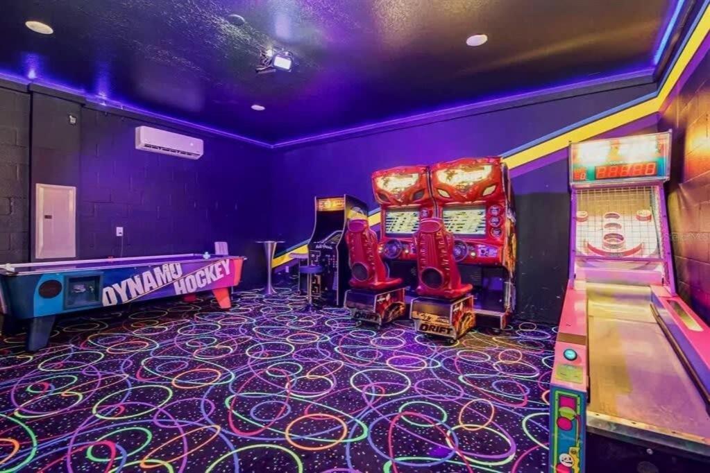 Luxury 9 Bed Jungle Bedroom W Slide Gameroom *