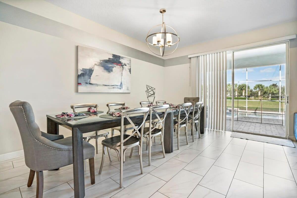 Awesome 8 Bedroom W Game Pool & Theater