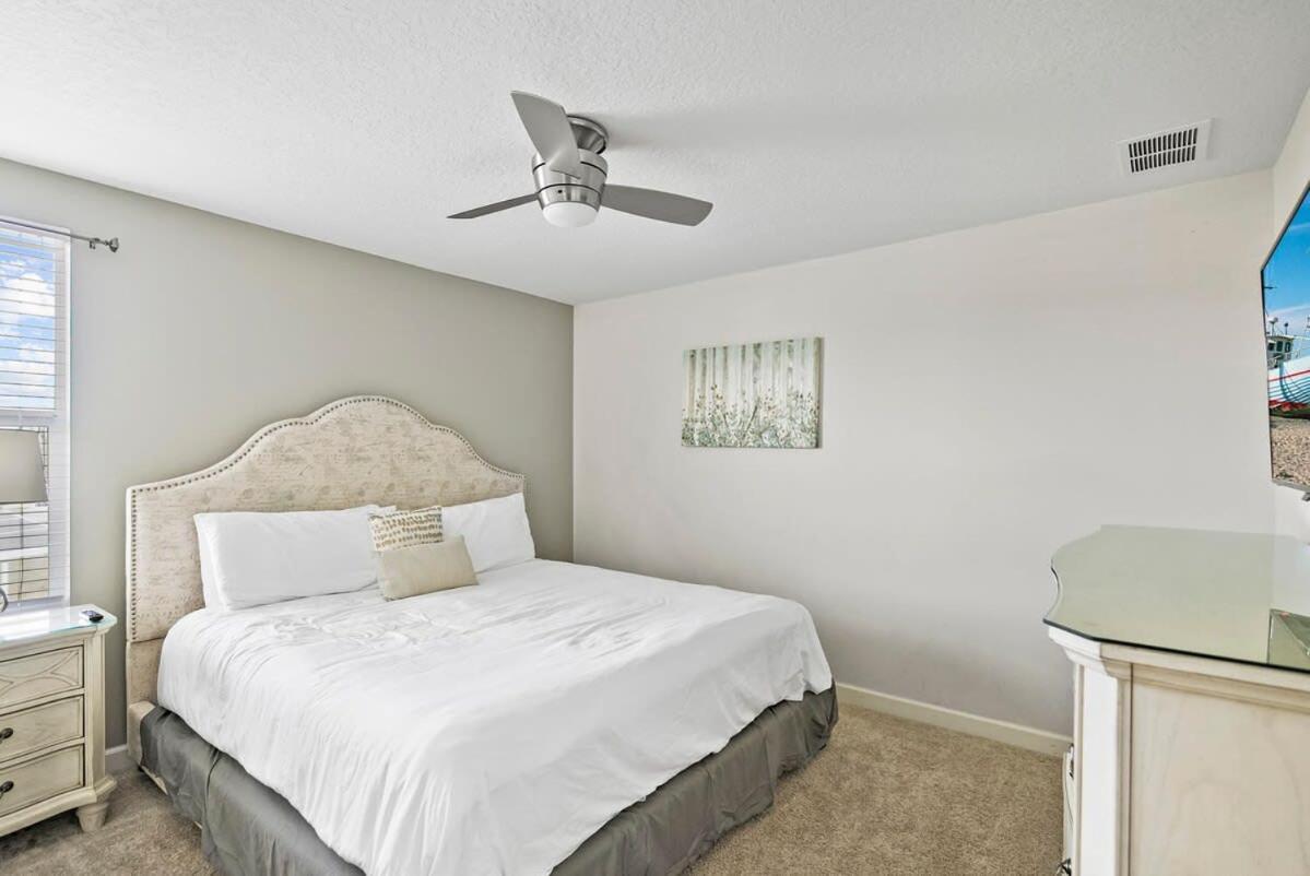 Awesome 8 Bedroom W Game Pool & Theater Villa Davenport