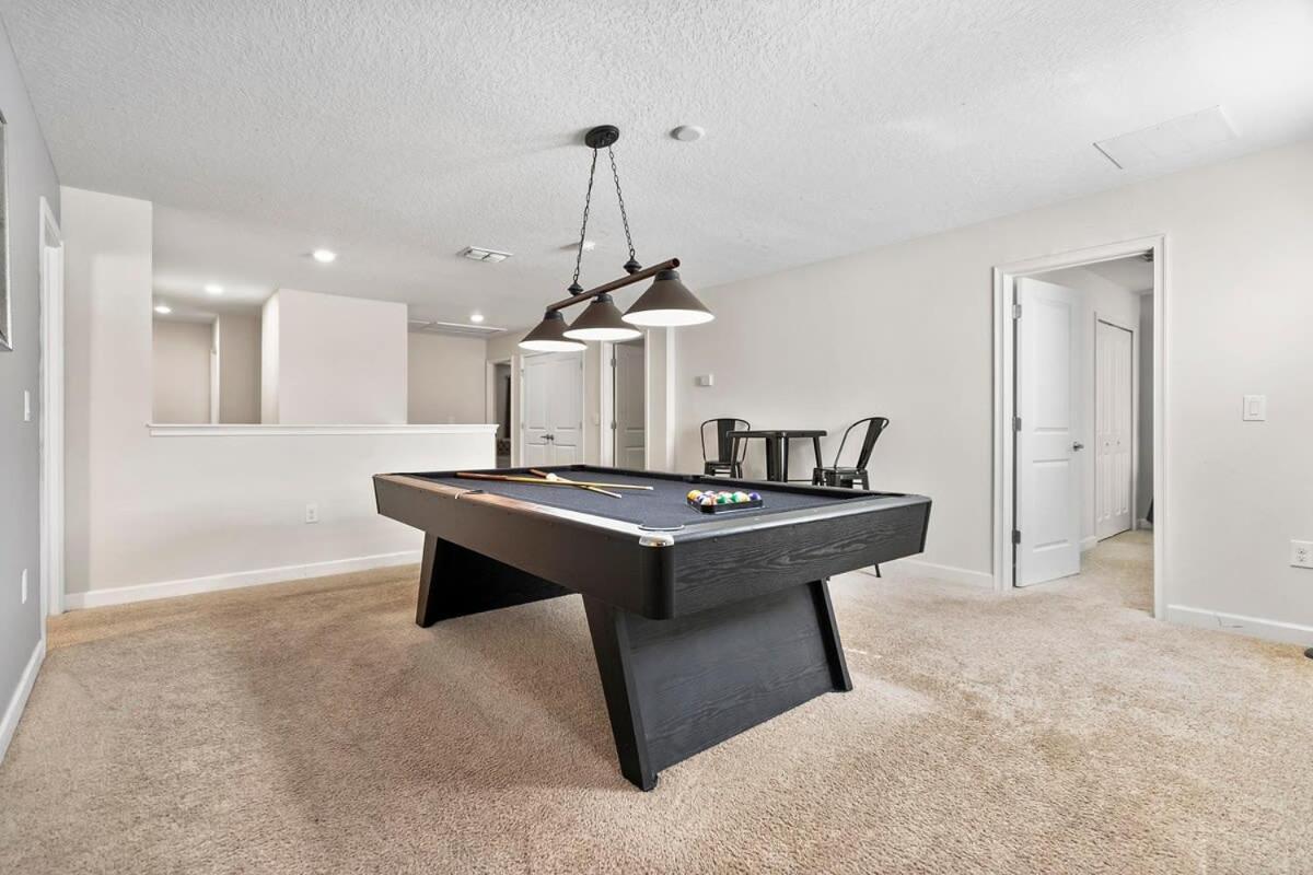 Awesome 8 Bedroom W Game Pool & Theater Villa Davenport