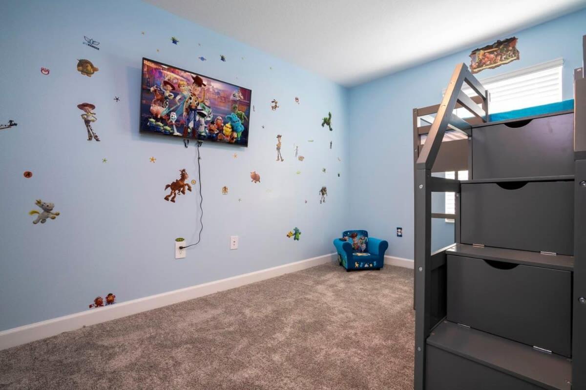 Holiday home Gorgeous 4 Bedroom W Screened Pool Close To 2653 Kissimmee
