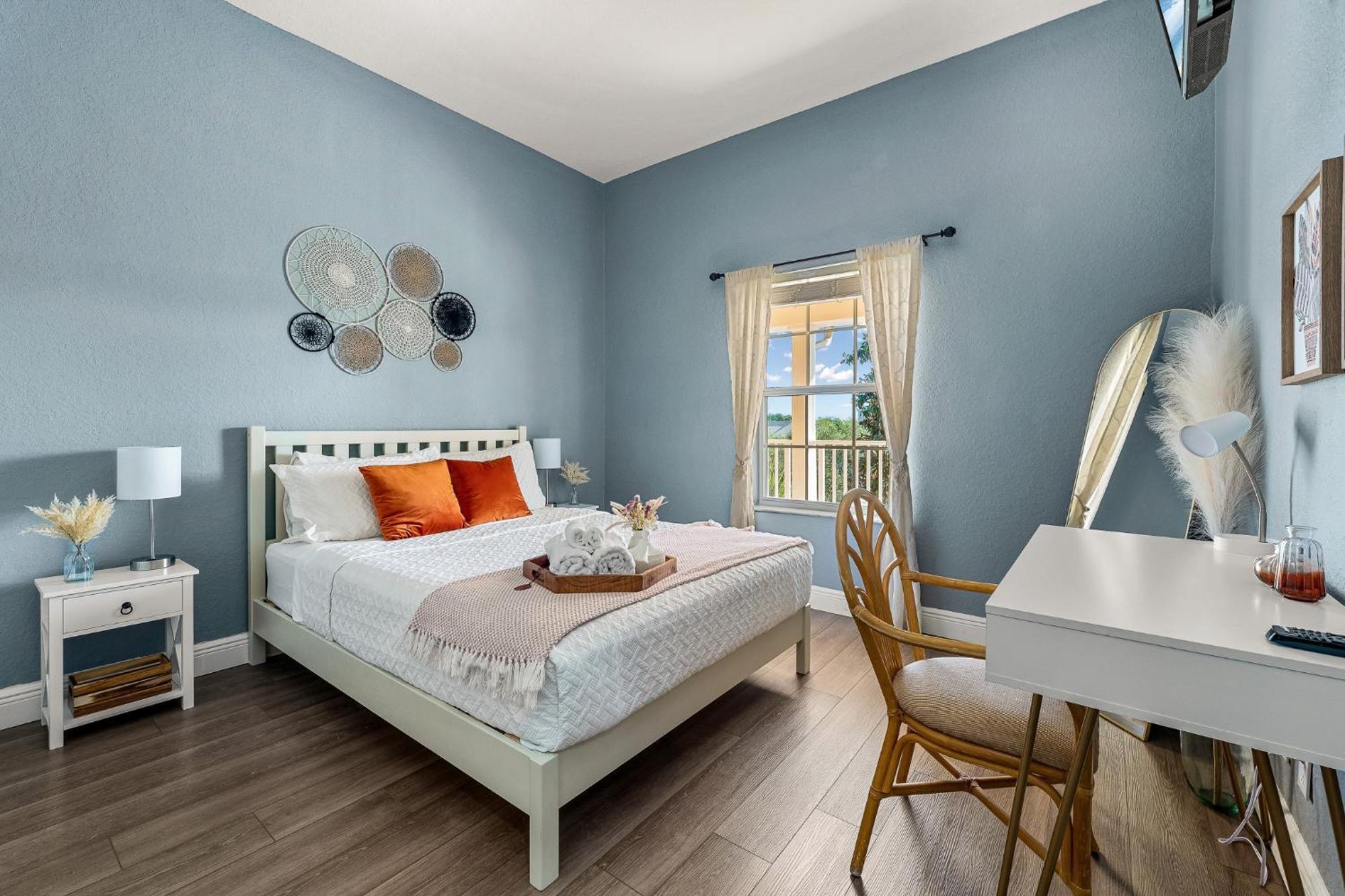 Apartment Family Friendly Near *