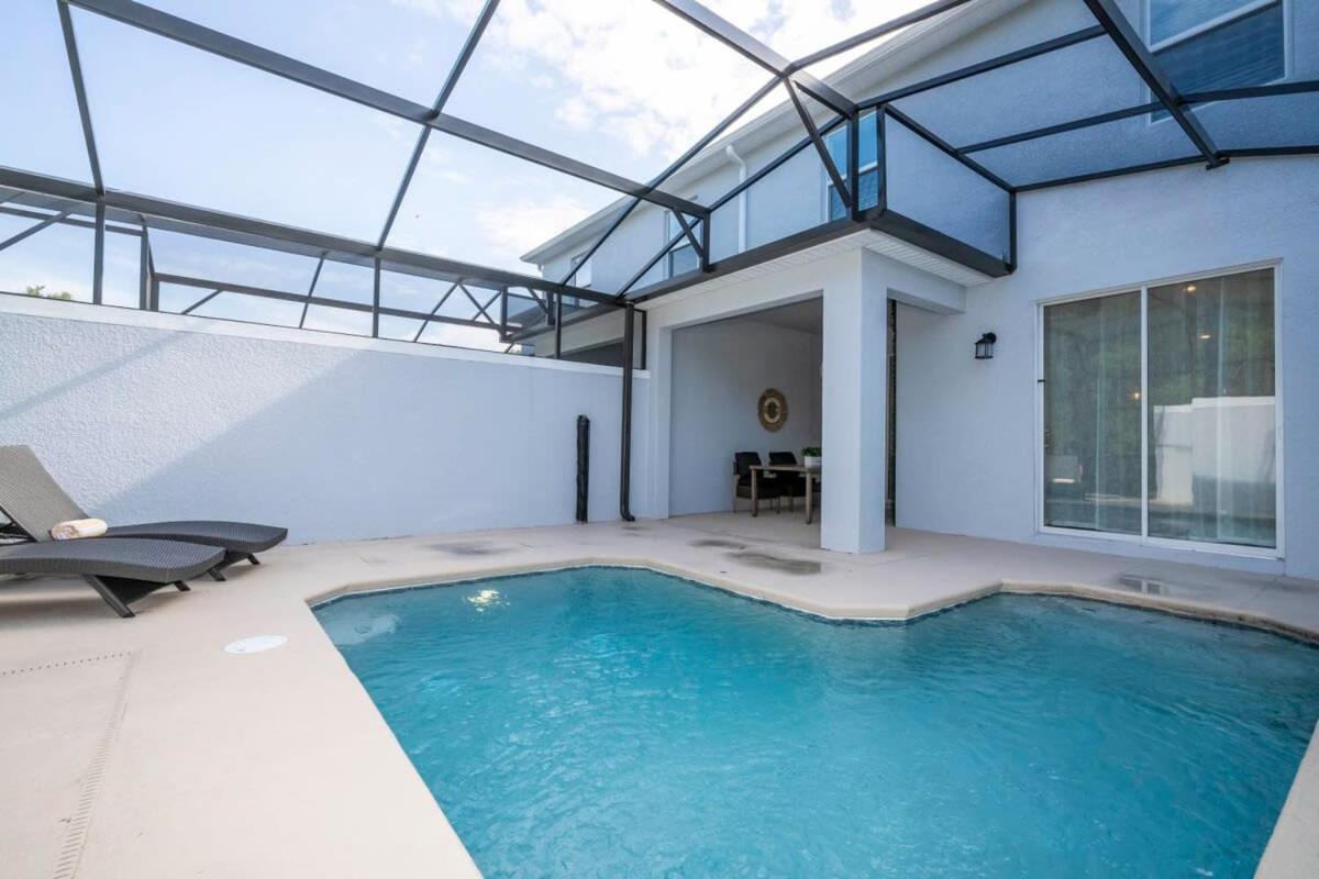 Wonderful 4bd Near W Pool At Storeylake 2557