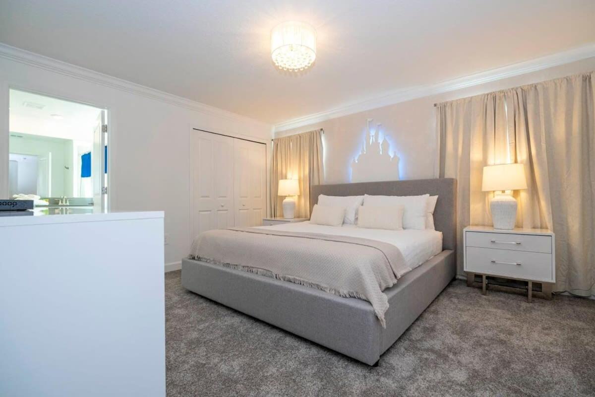 Holiday home Wonderful 4bd Near W Pool At Storeylake 2557