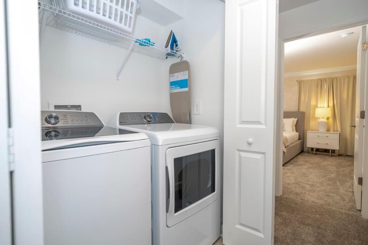 Wonderful 4bd Near W Pool At Storeylake 2557 Kissimmee