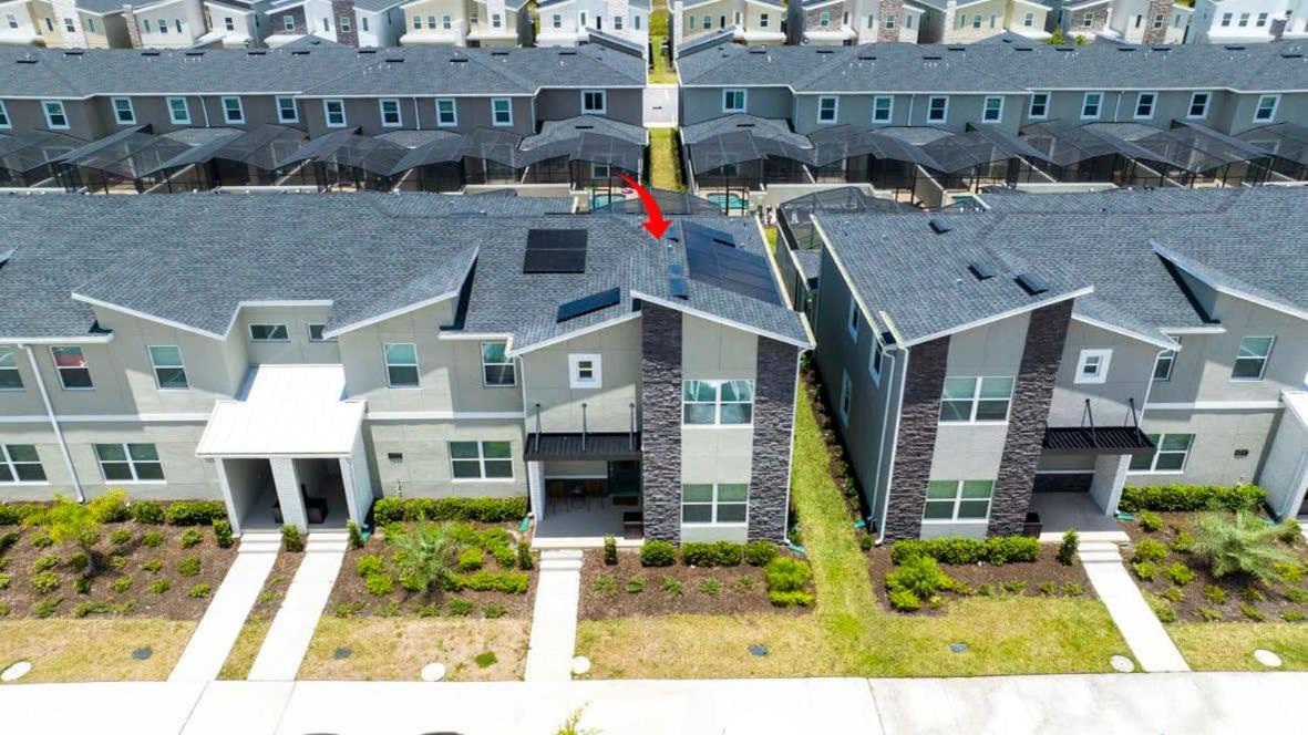Splendid 5bd Close To At Storey 4251
