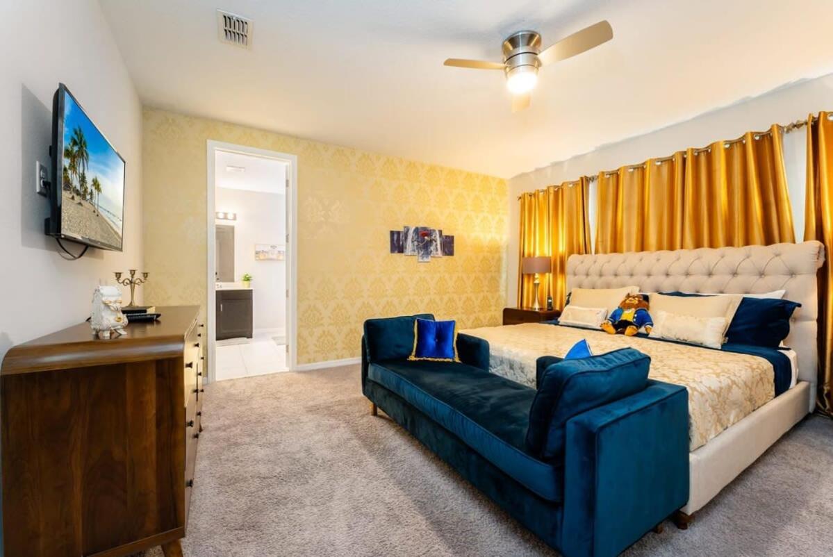 Gorgeous 7br W Pool Games Access Villa