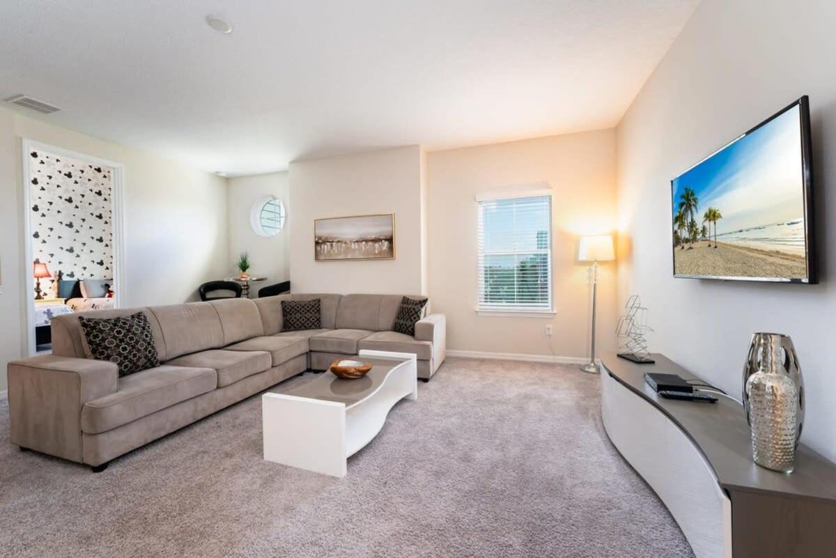 Gorgeous 7br W Pool Games Access Villa