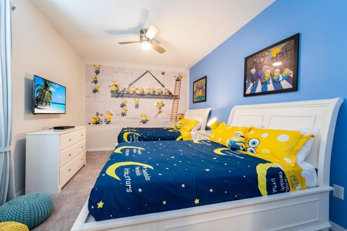 Gorgeous 7br W Pool Games Access Kissimmee