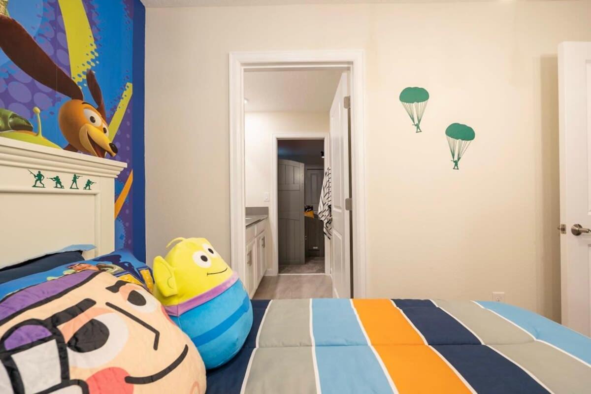 Holiday home Incredible 6br By Private Pool Games