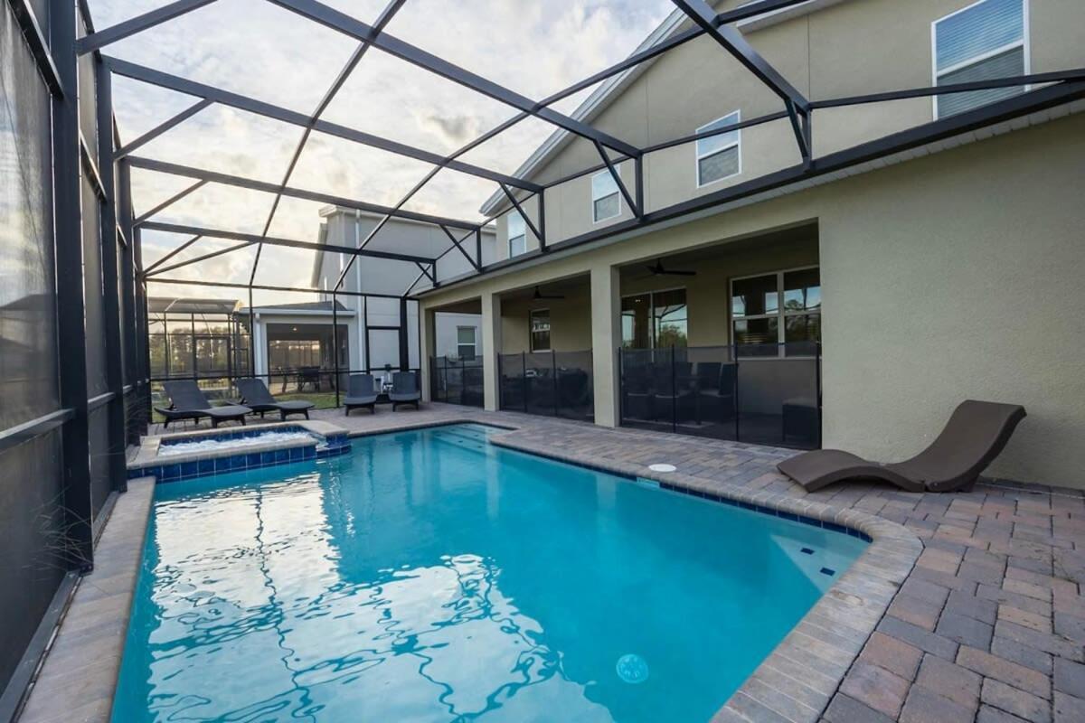 Holiday home Incredible 6br By Private Pool Games