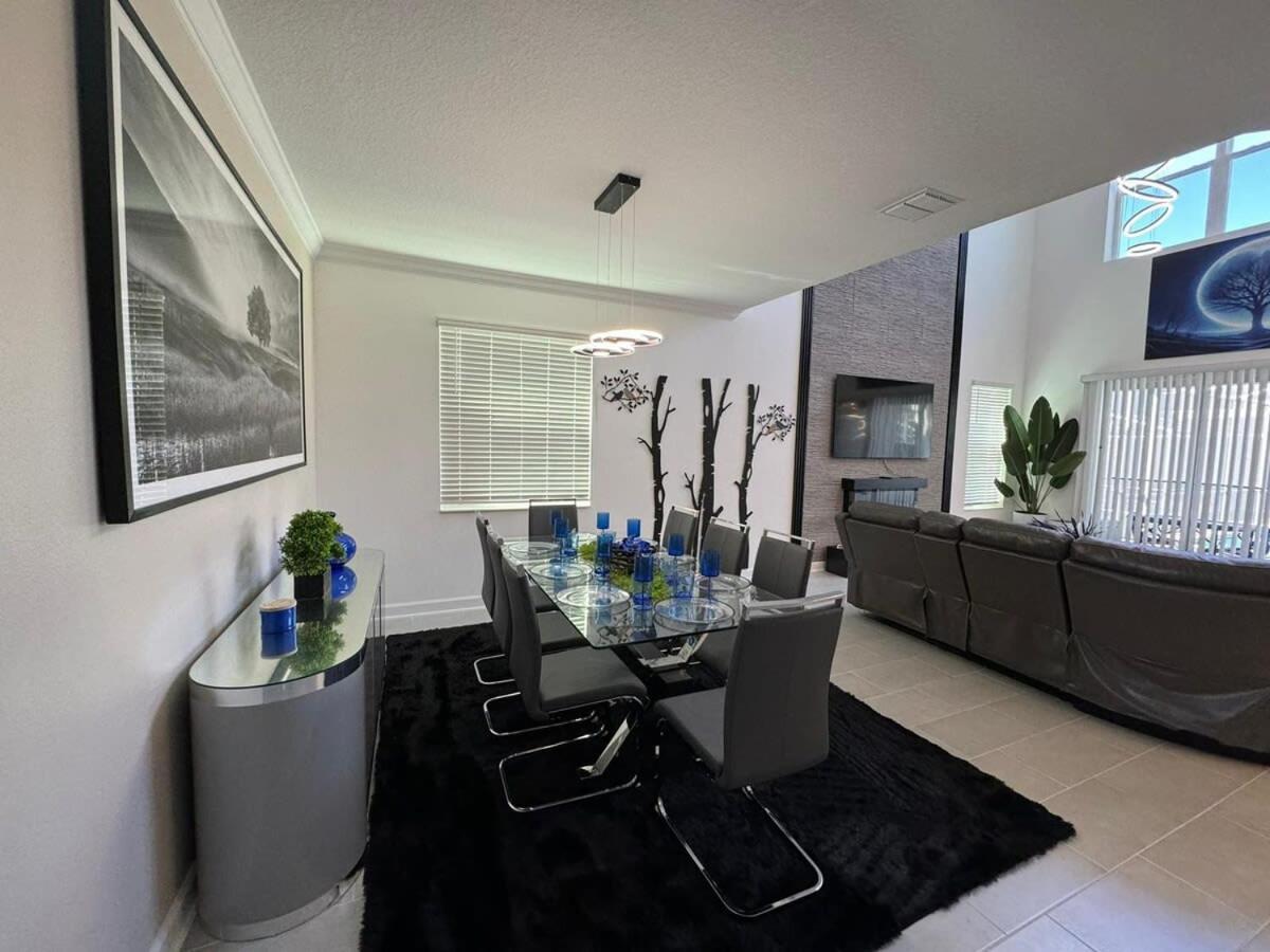 Villa La Patrona: 5bd W Private Pool & Waterpark @ Champions Gate 8919
