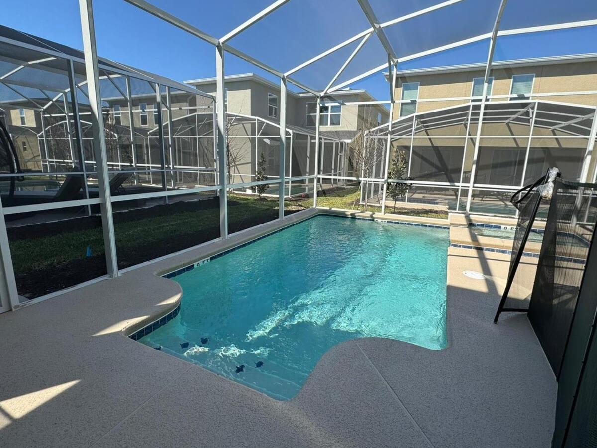 Villa La Patrona: 5bd W Private Pool & Waterpark @ Champions Gate 8919