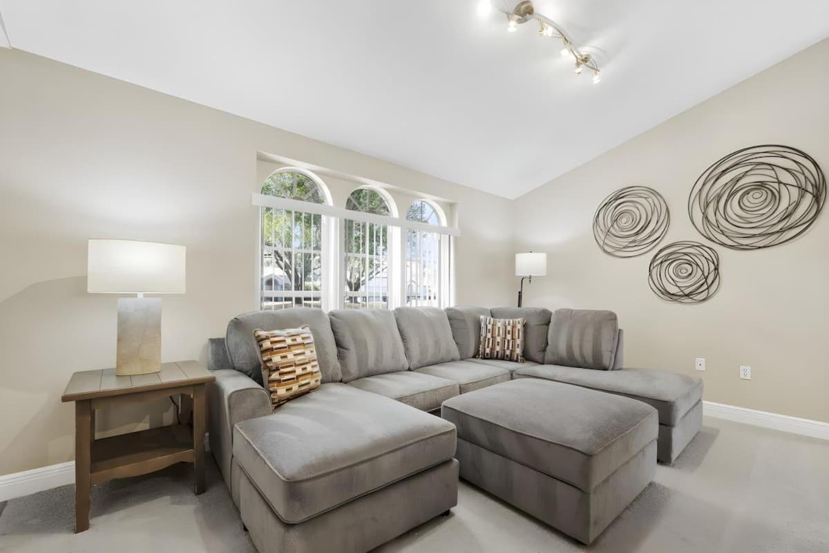 Villa Sunshine Retreat: W /pool & Close To Davenport