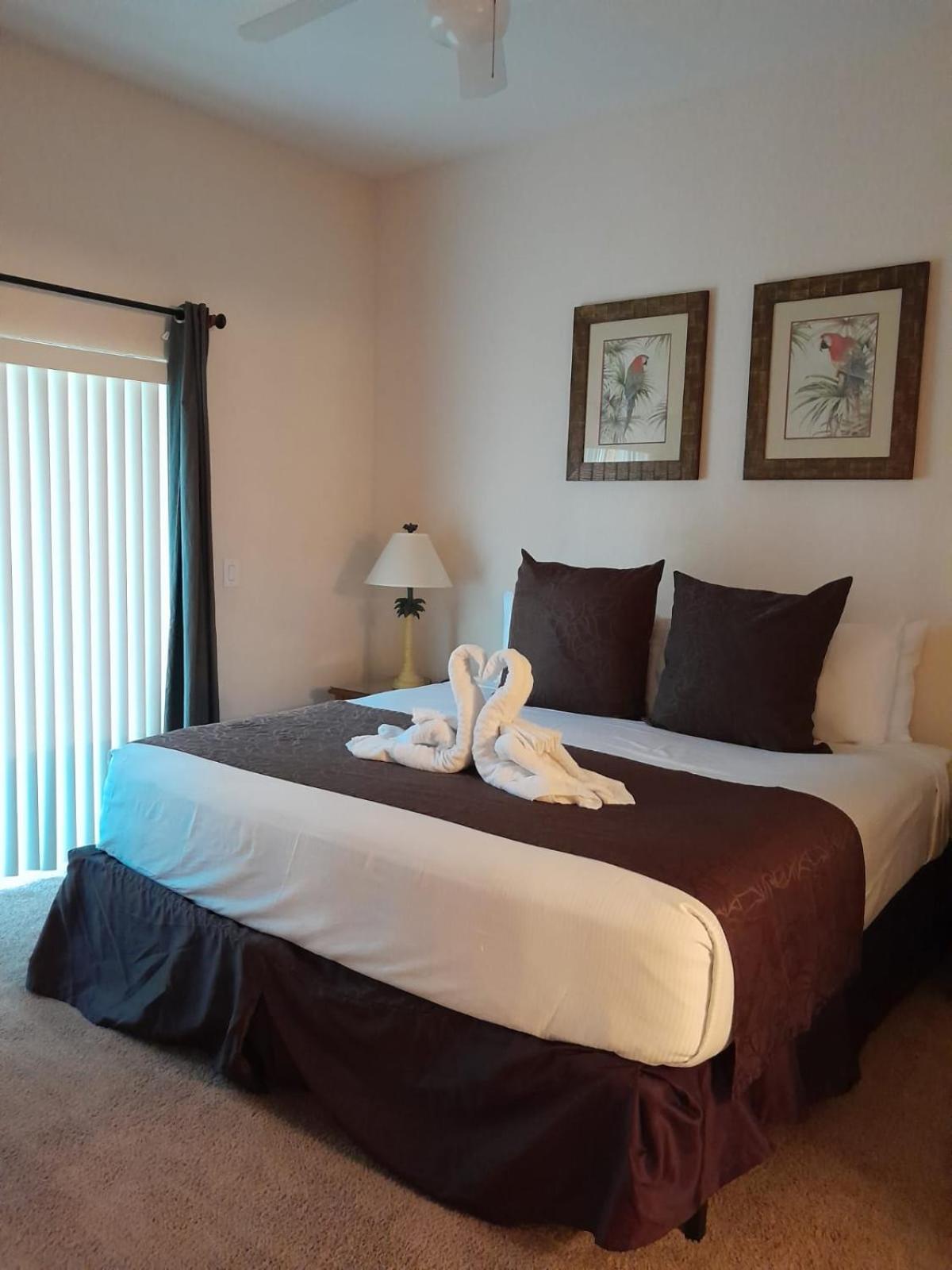 Apartment 3 Beds Bahama Bay Next *