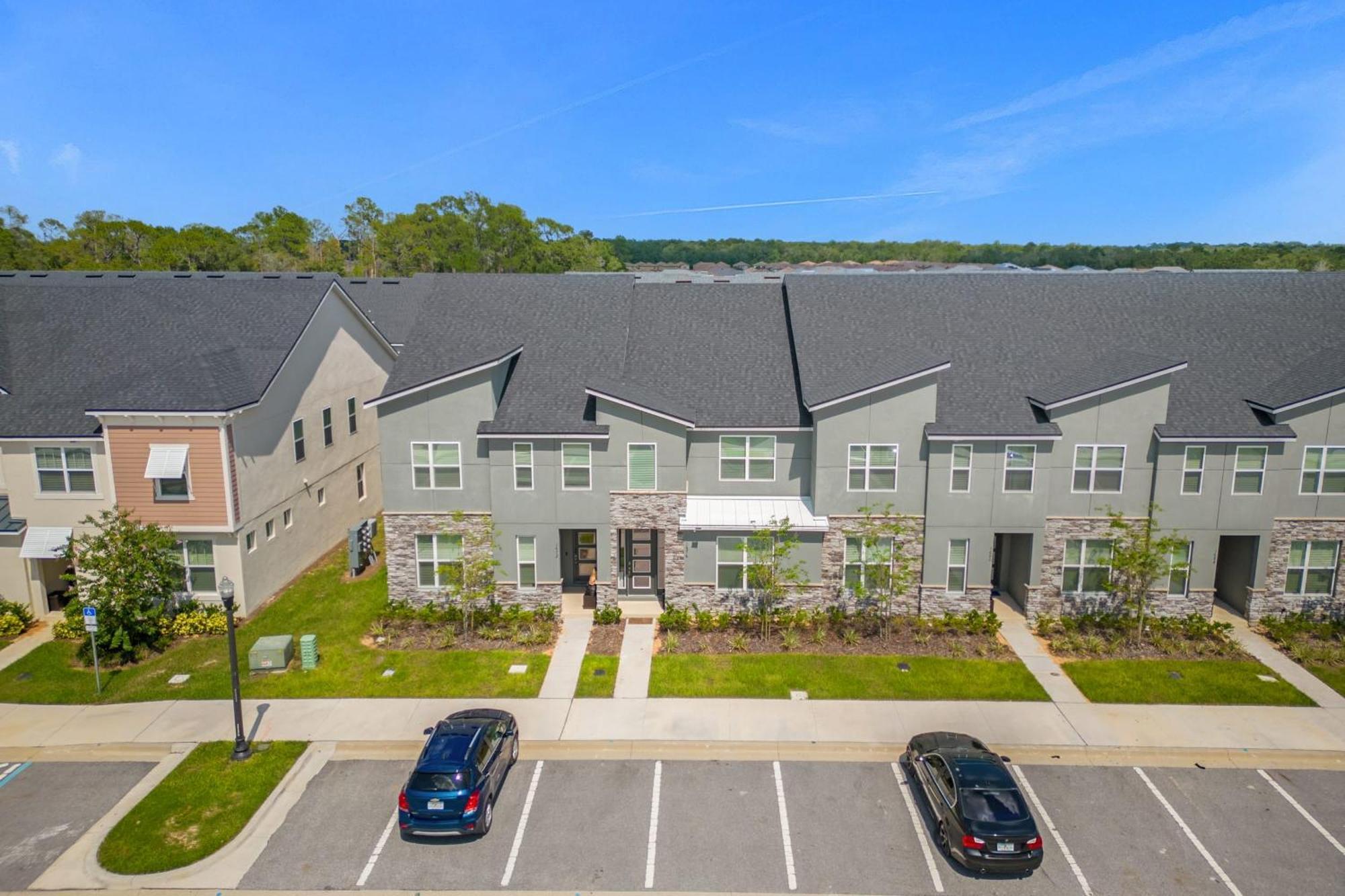 4br W Full Access - Near * Kissimmee