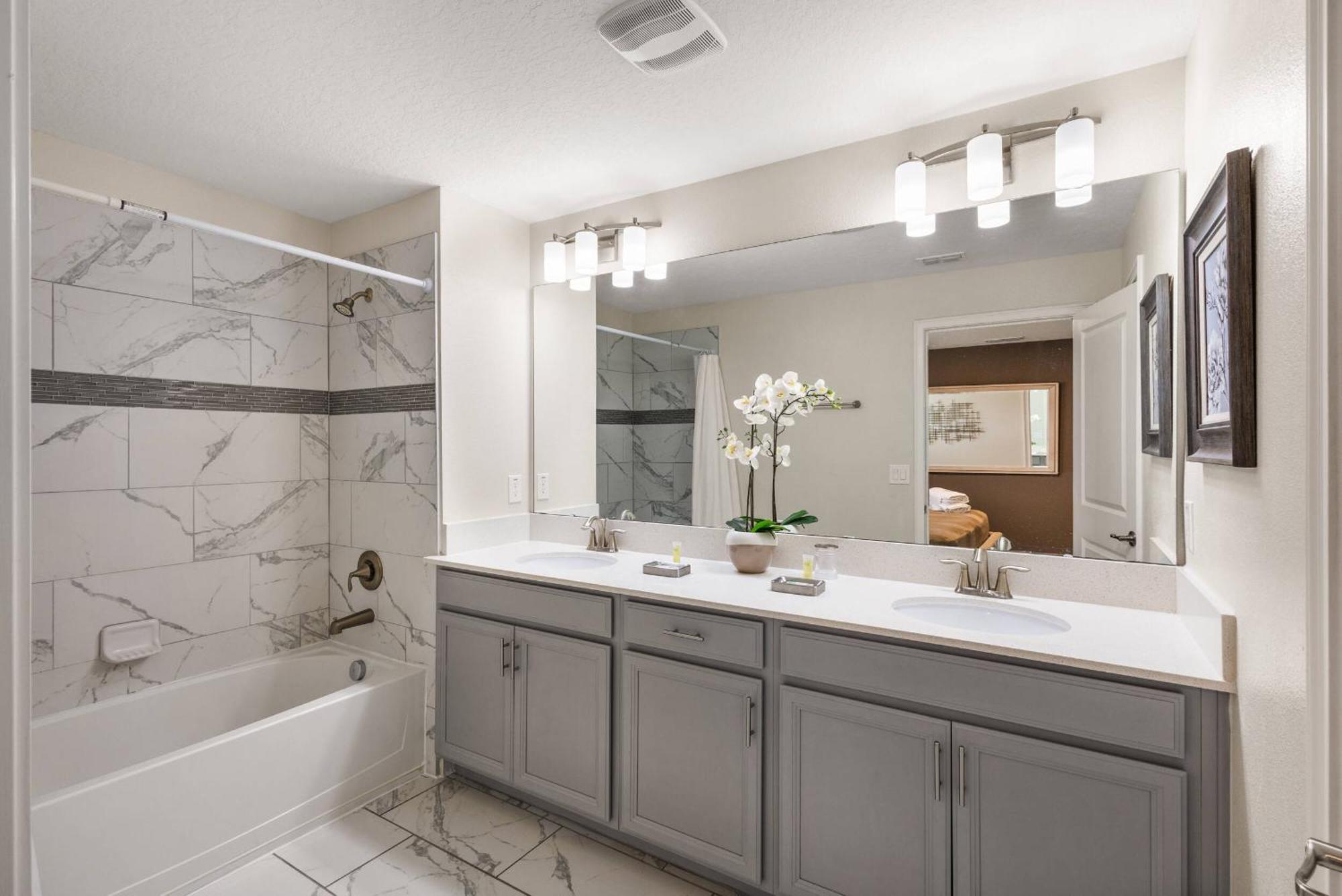 Holiday home Amazing Townhome With Private Pool Sl4839