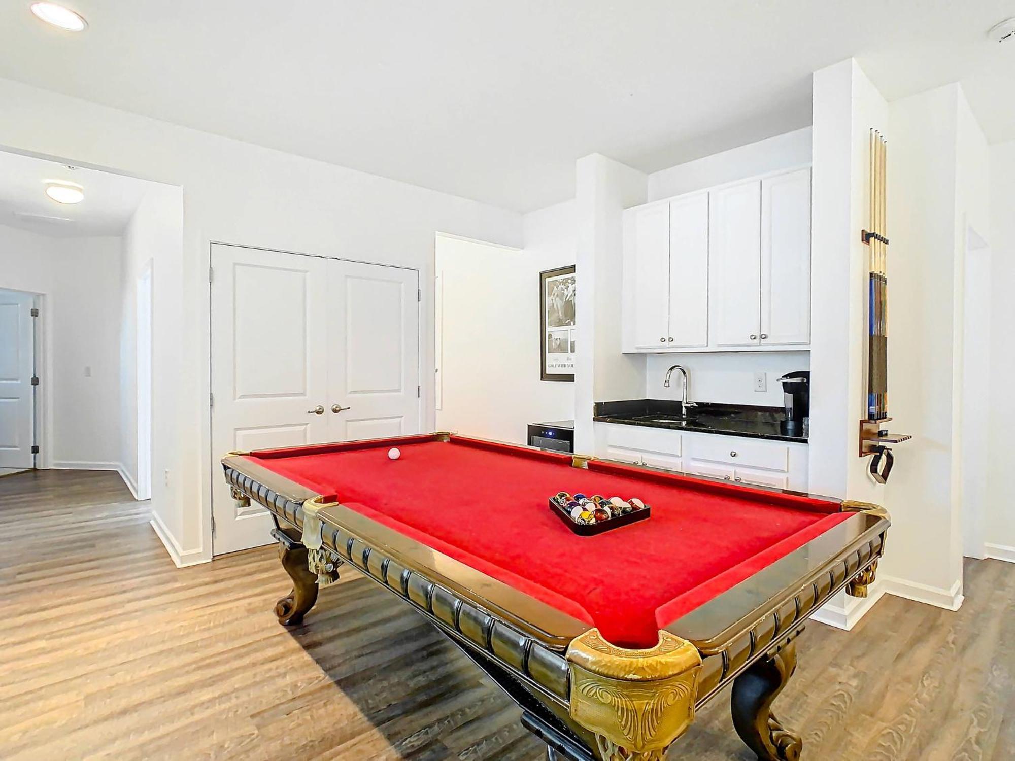 Experience 12-bed Vacation Haven Bv368