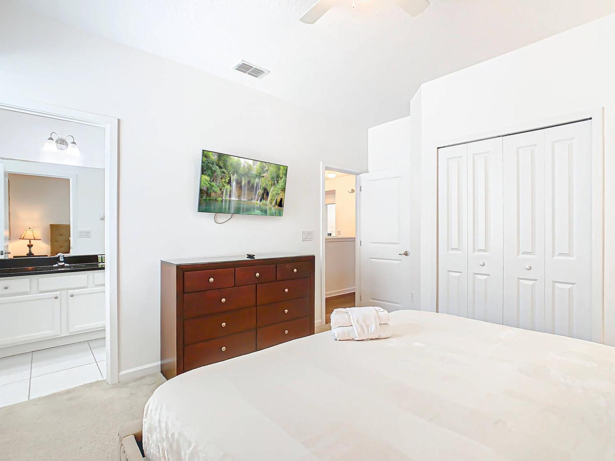 Experience 12-bed Vacation Haven Bv368