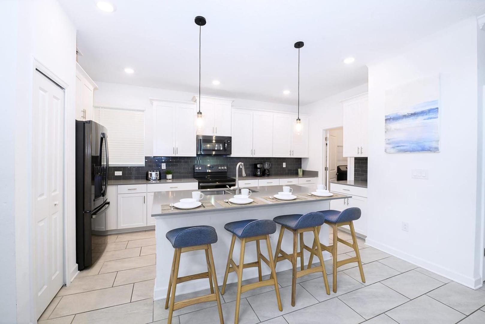 Bright & Airy 5br With Pool * Kissimmee