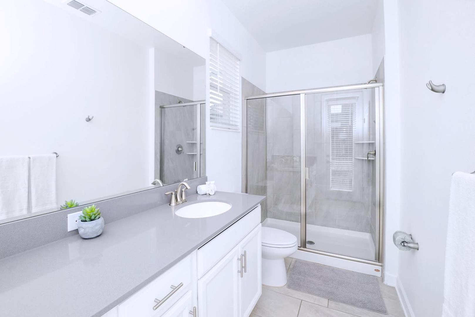 Bright & Airy 5br With Pool Kissimmee