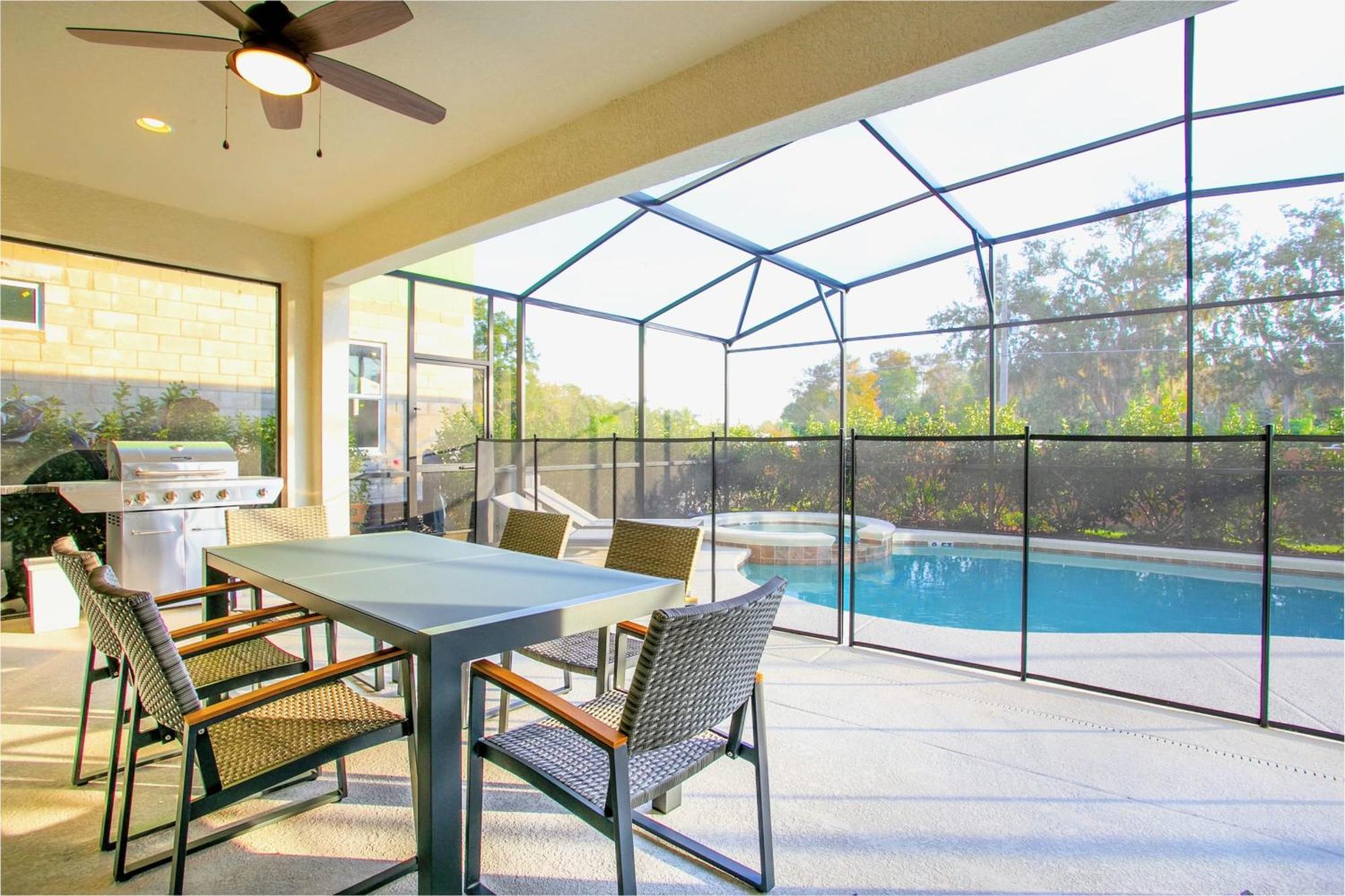 6br Luxury - Private Pool Hot Tub And Bbq *