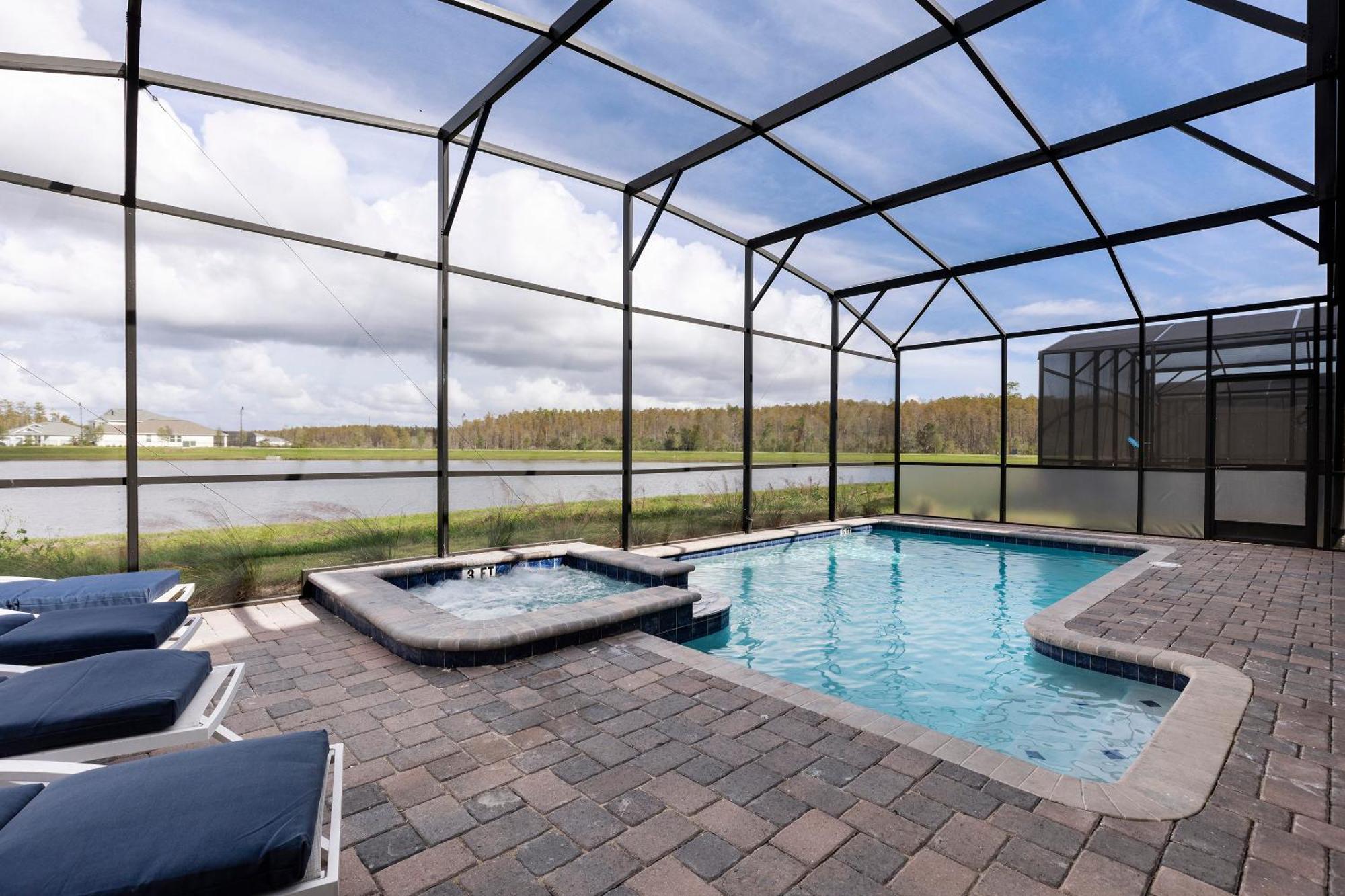 Lakeview In Storey By Diamond Villa