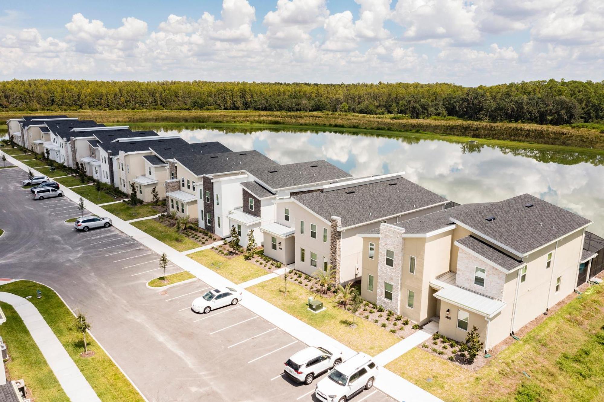 Lakeview In Storey By Diamond *