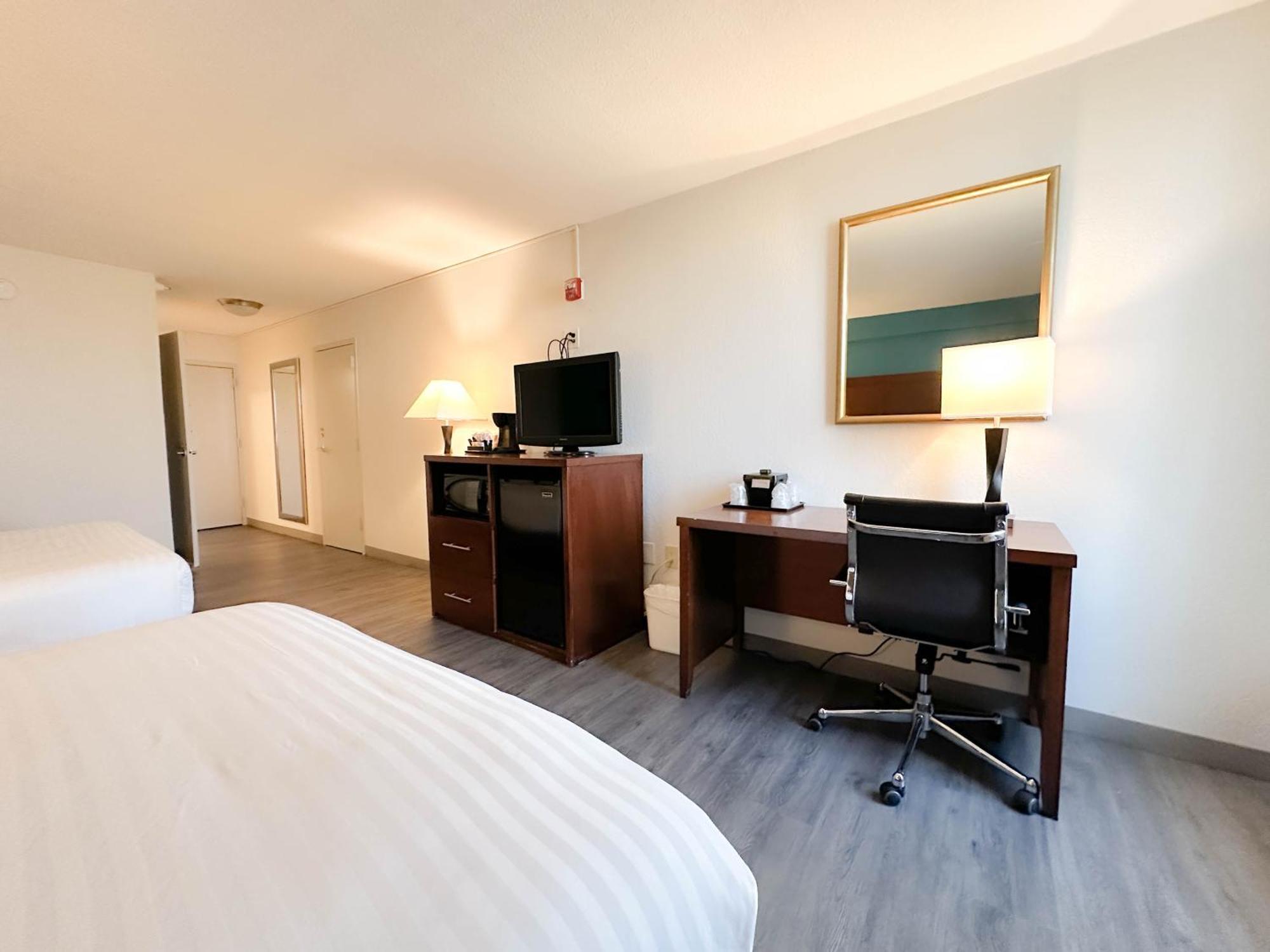 Hotel Comfort & Kissimmee By The Parks