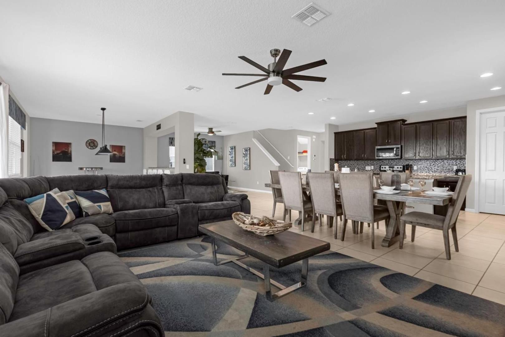 Stunning New 9br W Game Private Pool * Kissimmee